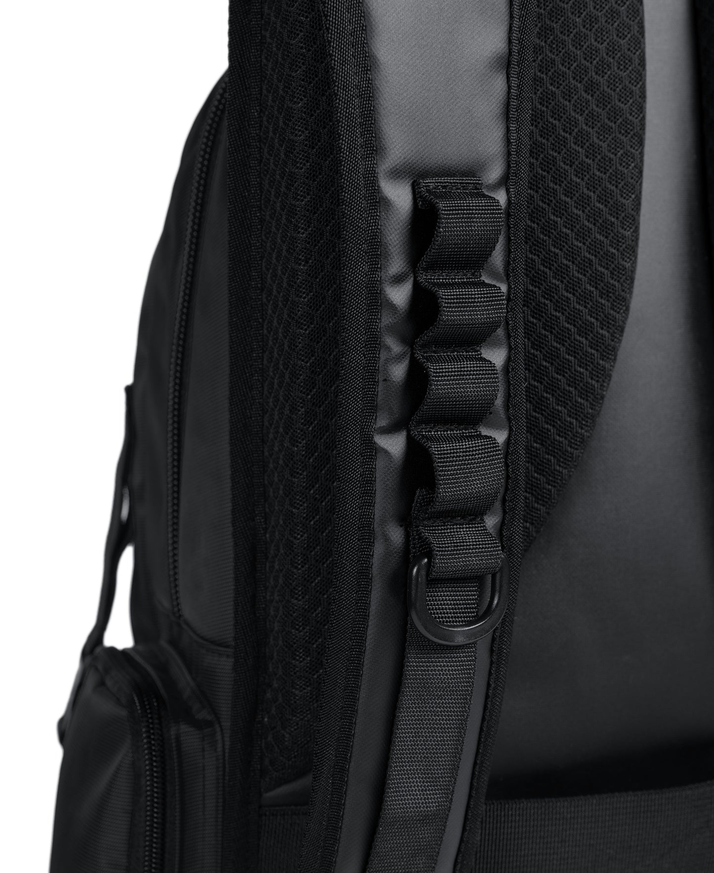 Close-up of the Arena All Set Sports Swim Backpack 45L - Black, featuring padded shoulder straps, a ridged gear loop, small D-ring, and breathable mesh back padding for comfort and wet management.