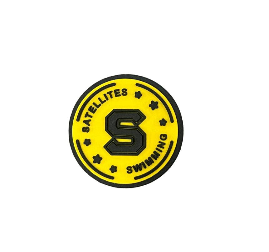 The All4Swim Satellites Swimming Club Shoe Charm is a round yellow and black badge with an "S" and five stars—ideal as a swimming shoe charm or poolside crocs accessory.